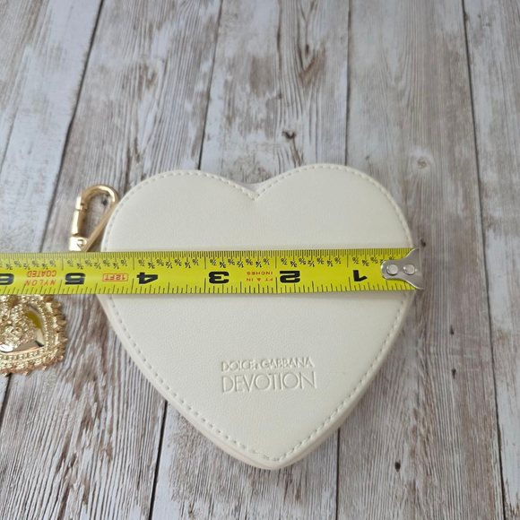 Women's Dolce & Gabbana Heart Coin Purse Beige Small - Picture 5 of 9